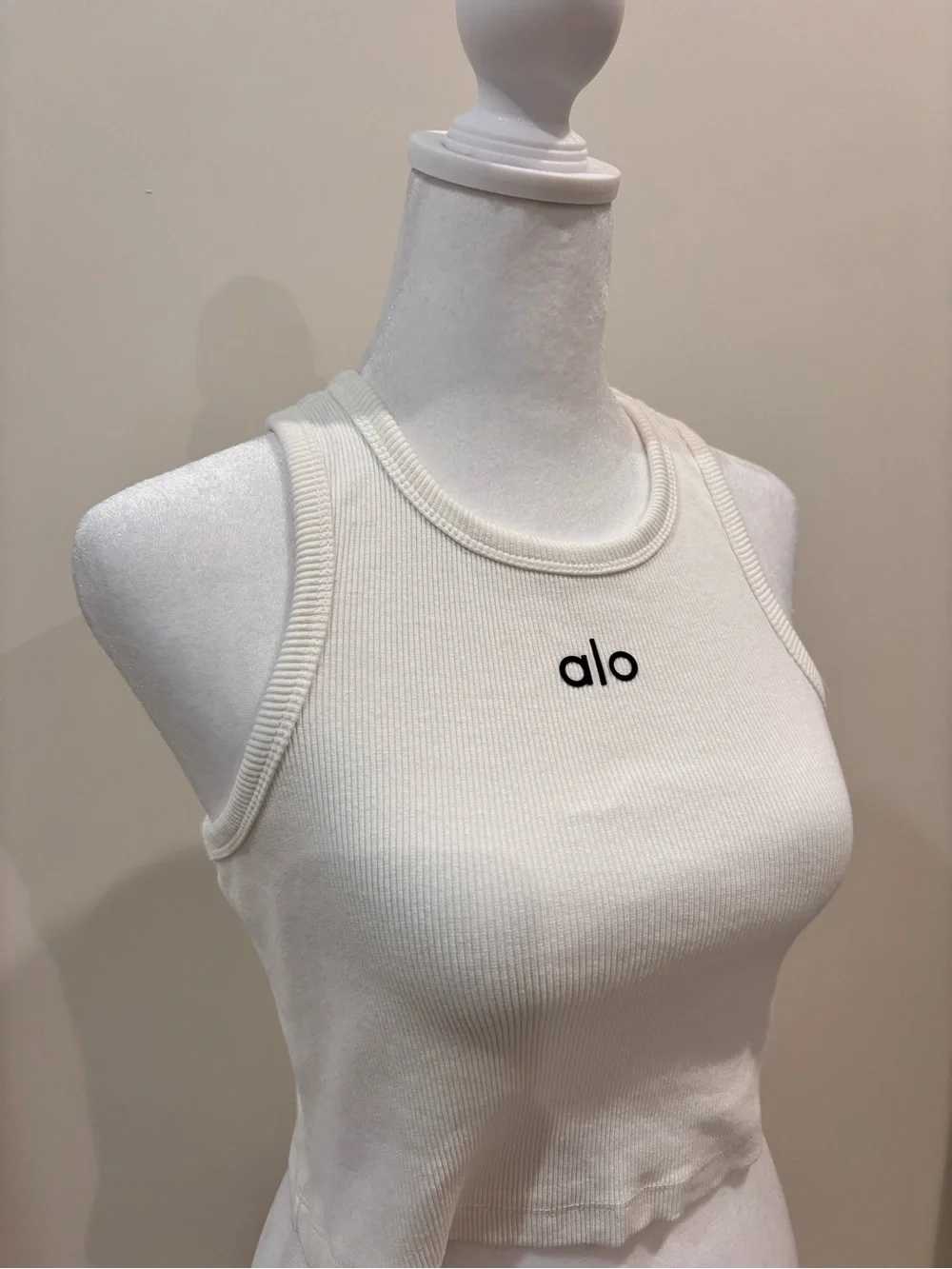 ALO Yoga Cream Ribbed Cropped Tank